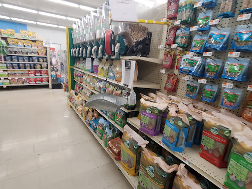 Pet Supply Store «Pet Supplies Plus», reviews and photos, 471 Boston Post Rd, Orange, CT 06477, USA