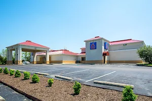 Motel 6 Shepherdsville, KY – Louisville South image