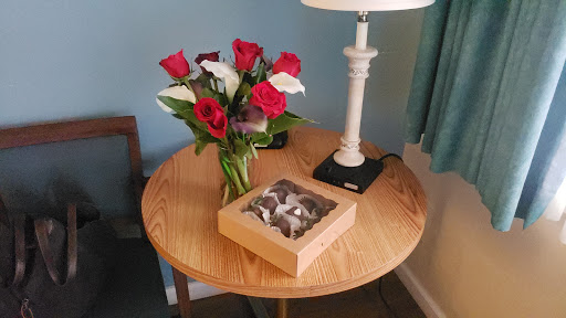 Little Shop of Flowers, 1655 W Grand Ave, Grover Beach, CA 93433, USA, 