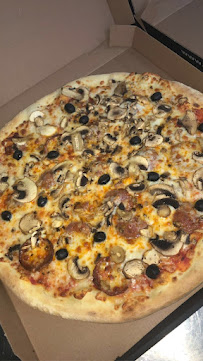 Pizza du Pizzeria Pizza hotimes brunoy - n°13