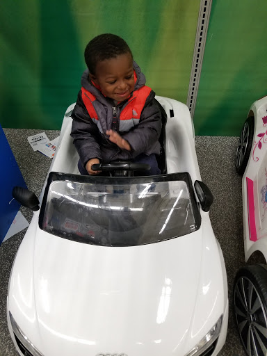 Toy Store «Toys R Us», reviews and photos, 105 Campanelli Industrial Dr, Brockton, MA 02301, USA