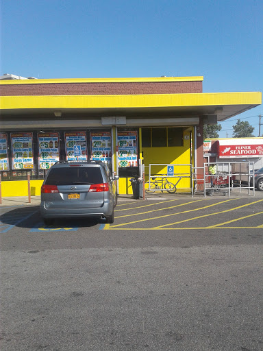 Grocery Store «Bravo Supermarkets», reviews and photos, 32-11 Beach Channel Dr, Far Rockaway, NY 11691, USA