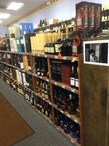 Wine Store «Fine Wine & Tobacco», reviews and photos, 26179 Detroit Ave, Westlake, OH 44145, USA