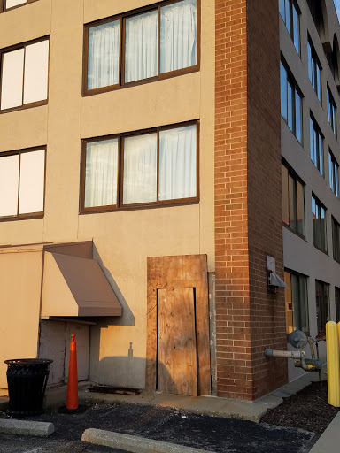 Hotel «Caribbean Cove Hotel & Conference Center», reviews and photos, 3850 Depauw Blvd, Indianapolis, IN 46268, USA