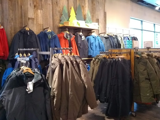 Clothing Store «L.L. Bean», reviews and photos, 101 Cherry St Suite #1020, Burlington, VT 05401, USA