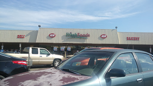 Grocery Store «Fresh Foods IGA», reviews and photos, 116 N Walnut St, Fairmont, NC 28340, USA