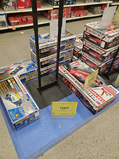 Hardware Store «Harbor Freight Tools», reviews and photos, 50 Springer Dr, Bangor, ME 04401, USA