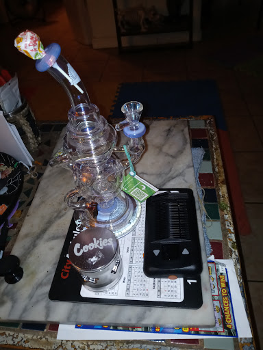 Tobacco Shop «Supernova Smoke Shop #1», reviews and photos, 4411 West Ave, San Antonio, TX 78213, USA