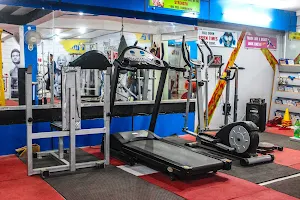 Muscle Core Fitness Hub image