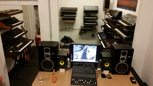 Synthesizer Studio Hamburg