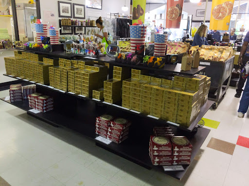 Candy Store «Wilbur Chocolate Retail Store», reviews and photos, 45 N Broad St, Lititz, PA 17543, USA