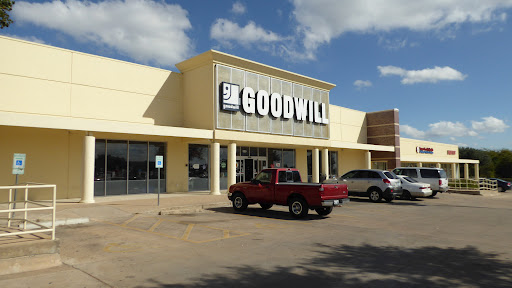 Goodwill Central Texas - Wells Branch image 4