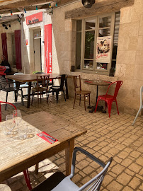 Atmosphère du Restaurant français L Herbe Rouge Auberge de Campagne à Valaire - n°1