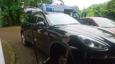 LEPNEUMOBILE vente et montage de pneus sur site à Pugey