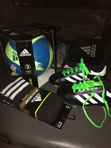 Sporting Goods Store «Big 5 Sporting Goods», reviews and photos, 2856 Willamette St, Eugene, OR 97405, USA