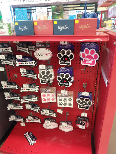 Pet Supply Store «Petco Animal Supplies», reviews and photos, 187 Stonebrook Pl, Jackson, TN 38305, USA