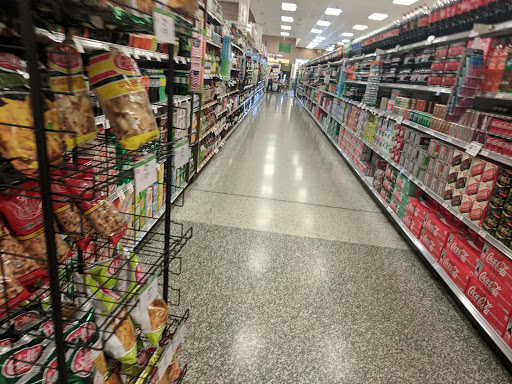 Shopping Mall «Lake Village Shopping MallKitchengaets», reviews and photos, 10601 US-441, Leesburg, FL 34788, USA