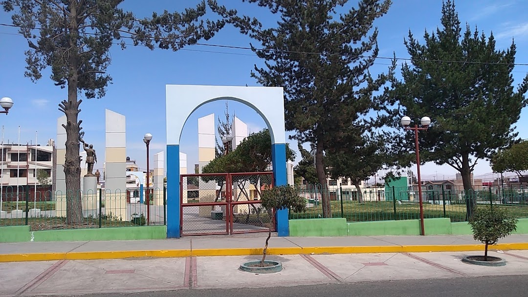 Plaza De Río Seco