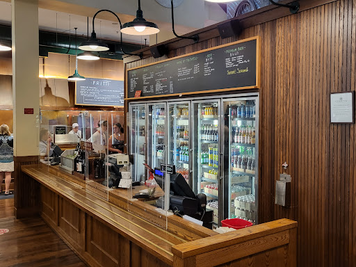 Italian Restaurant «Cossetta», reviews and photos, 211 7th St W, St Paul, MN 55102, USA