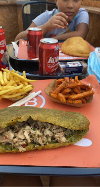 Sandwich au poulet du Restaurant créole BANM BOKIT à Paris - n°20