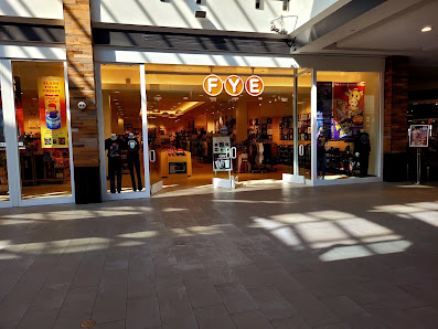 FYE 24201 Valencia Blvd Space 142, Santa Clarita, CA 91355