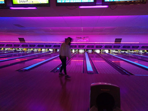 Bowling Alley «Colerain Bowl - Sports Bar - Craft Beer - Lottery - Birthday Parties - Meeting Rooms», reviews and photos, 9189 Colerain Ave, Cincinnati, OH 45251, USA