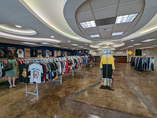 Vintage Clothing Store «Monkies Vintage & Thrift», reviews and photos, 1904 Guadalupe St C, Austin, TX 78705, USA