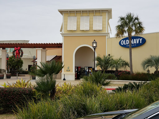 Outlet Mall «Tanger Outlet Houston», reviews and photos, 5885 Gulf Fwy, Texas City, TX 77591, USA