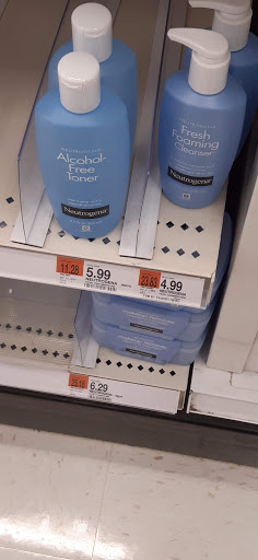 Shopping Mall «Framingham Mall Shopping Center», reviews and photos, 400 Cochituate Rd, Framingham, MA 01701, USA