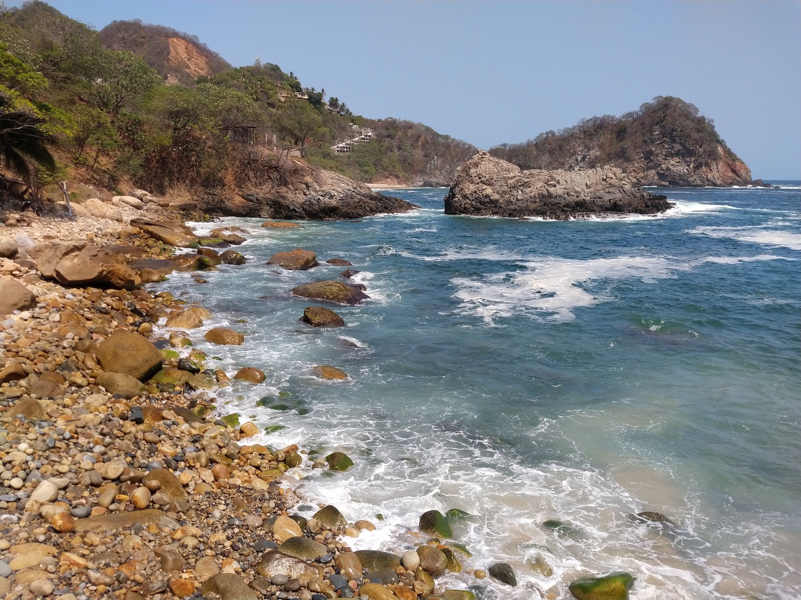 Fotografie cu Playa Las Monjitas cu o suprafață de apa pură turcoaz