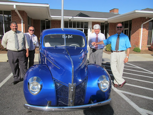 Used Car Dealer «Prince Frederick Ford», reviews and photos, 10 Solomons Island Rd S, Prince Frederick, MD 20678, USA