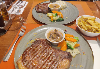 Longhorn Steakhouse Lausanne, Grill au feu de bois - Rue Saint-Pierre 3, 1003 Lausanne, Switzerland