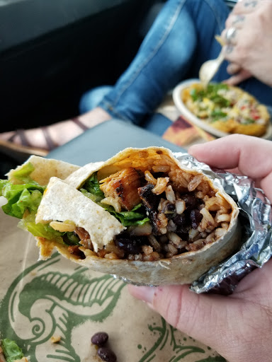 Mexican Restaurant «QDOBA Mexican Eats», reviews and photos, 1013 W Brandon Blvd, Brandon, FL 33511, USA