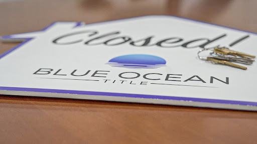 Title Company «Hillcrest Title & Trust Agency», reviews and photos