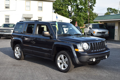 Used Car Dealer «Myers Auto Exchange», reviews and photos, 124 W Main St, Mount Joy, PA 17552, USA