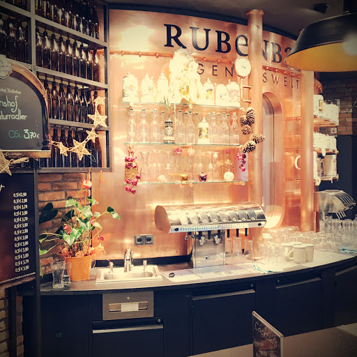 Rubenbauer beer bar
