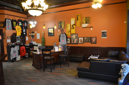 Tattoo Shop «Neon Dragon Tattoos», reviews and photos, 5350 Council St NE Ste E, Cedar Rapids, IA 52402, USA