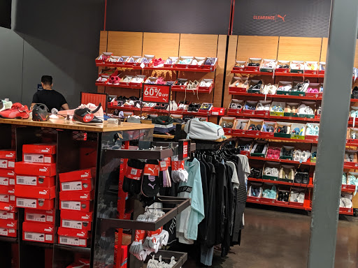 Clothing Store «Under Armour Factory House», reviews and photos, 5885 Gulf Fwy #920, Texas City, TX 77591, USA