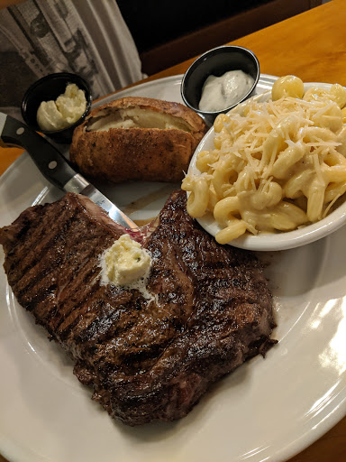 Grocery Store «Wagon Wheel Country Market & Deli», reviews and photos, 1915 S Walnut St, Bloomington, IN 47401, USA