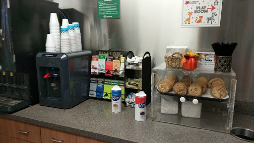 Toyota Dealer «Maplewood Toyota», reviews and photos, 2873 Maplewood Dr, Maplewood, MN 55109, USA