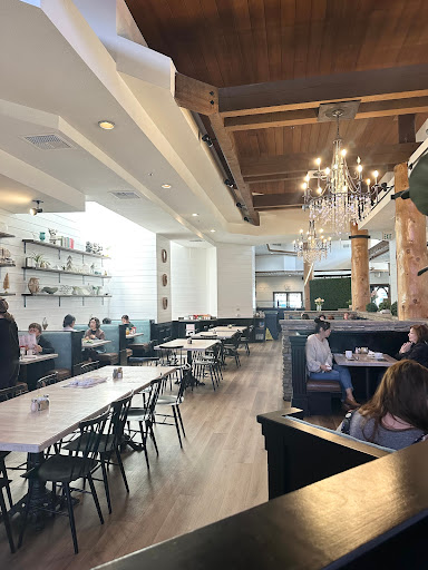 Spacious interior, modern vibes