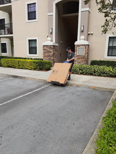 Moving and Storage Service «Two Men and a Truck», reviews and photos, 2160 N Andrews Ave, Pompano Beach, FL 33069, USA