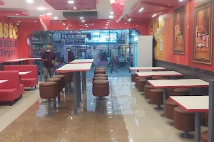 Heatsquare Restaurant Tiruppur image