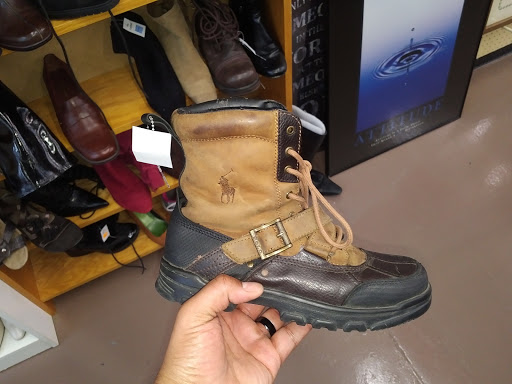 Thrift Store «Retails Thrift Shop», reviews and photos, 2821 Spring Forest Rd, Raleigh, NC 27616, USA