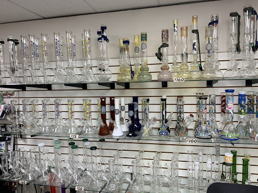 Tobacco Shop «VIshions Smoke Shop», reviews and photos, 3185 Midway Dr, San Diego, CA 92110, USA