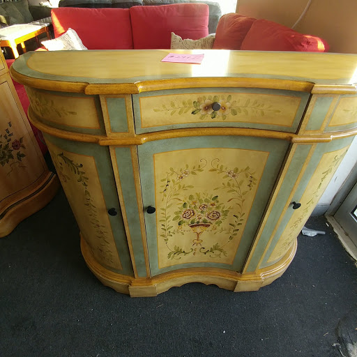 Furniture Store «Richie Furniture Warehouse», reviews and photos, 817 Union Blvd, Allentown, PA 18109, USA