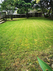 Yvonne's Lawn Mowing Services. West Auckland and North Shore. @yvonneslawnmowing