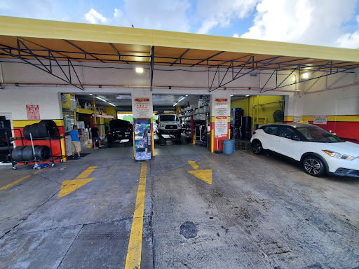 Auto Repair Shop «Pro Oil & Carwash», reviews and photos, 23 Beacom Blvd, Miami, FL 33135, USA