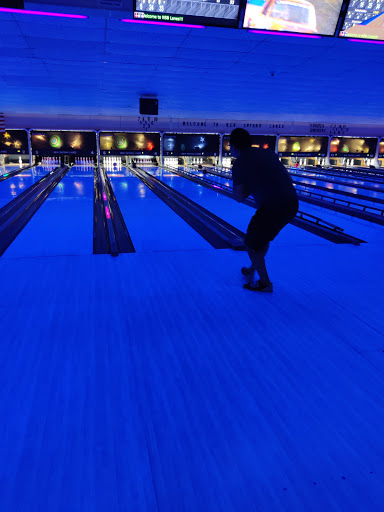 Bowling Alley «New Smyrna Lanes», reviews and photos, 185 N Causeway, New Smyrna Beach, FL 32169, USA