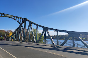 Glienicker Brücke image